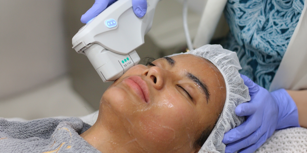 RV Cheeklift: Kenapa Kombinasi Volume dan Struktur Lebih Menentukan Hasil Pipi yang Natural